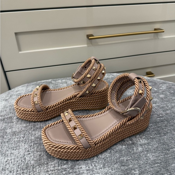 Valentino Rockstud Espadrille - Picture 6 of 10